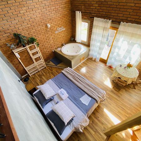 Chale Jacaranda - Hidro - Wifi E Mais Sapucai-Mirim Ngoại thất bức ảnh